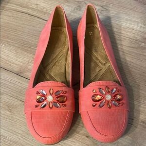 Naturalizer Womens Slip On Flats Loafers Coral Embellishment Sz 7.5